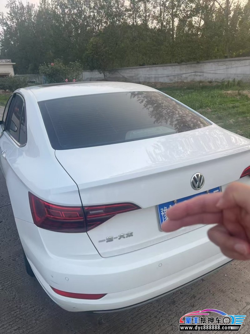 20年大众速腾轿车抵押车出售