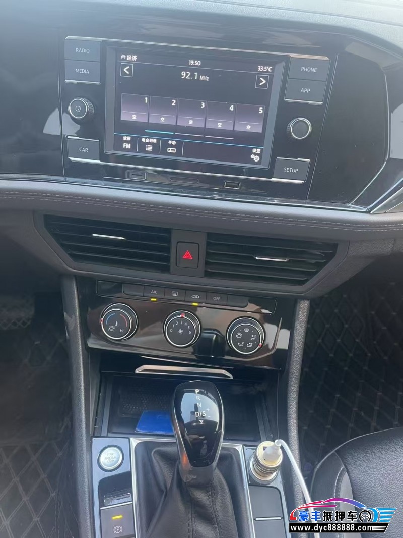 20年大众速腾轿车抵押车出售