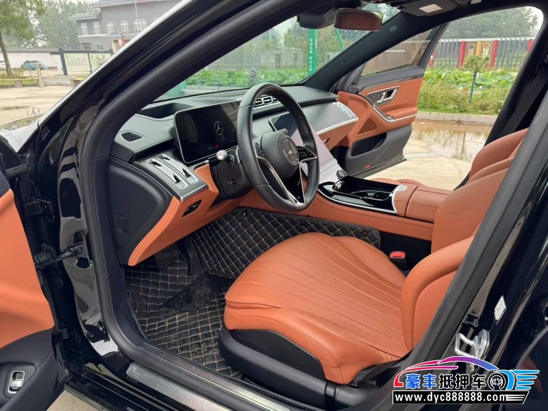 23年奔驰S轿车抵押车出售