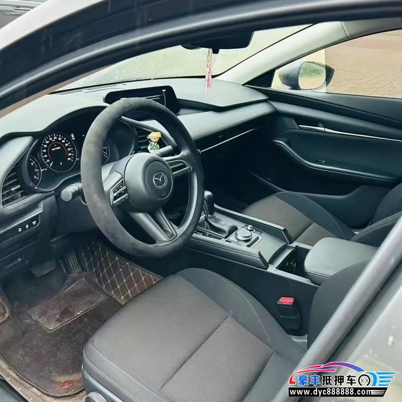 24年马自达马自达3轿车抵押车出售