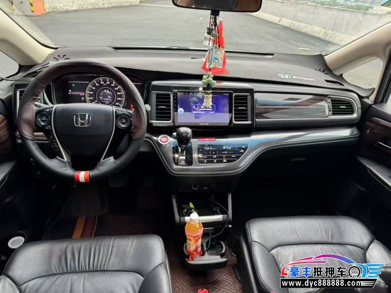 16年本田艾力绅轿车抵押车出售