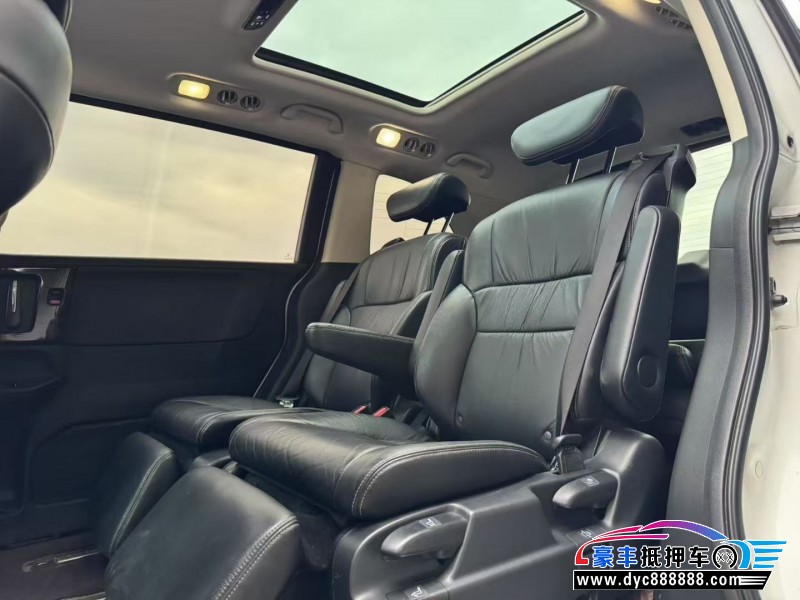 16年本田艾力绅轿车抵押车出售