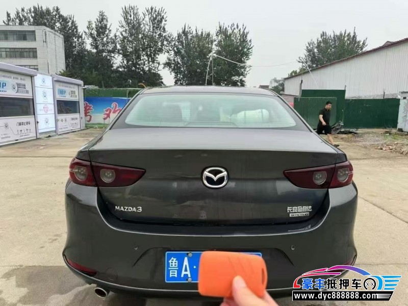20年马自达3 Axela昂克赛拉轿车抵押车出售