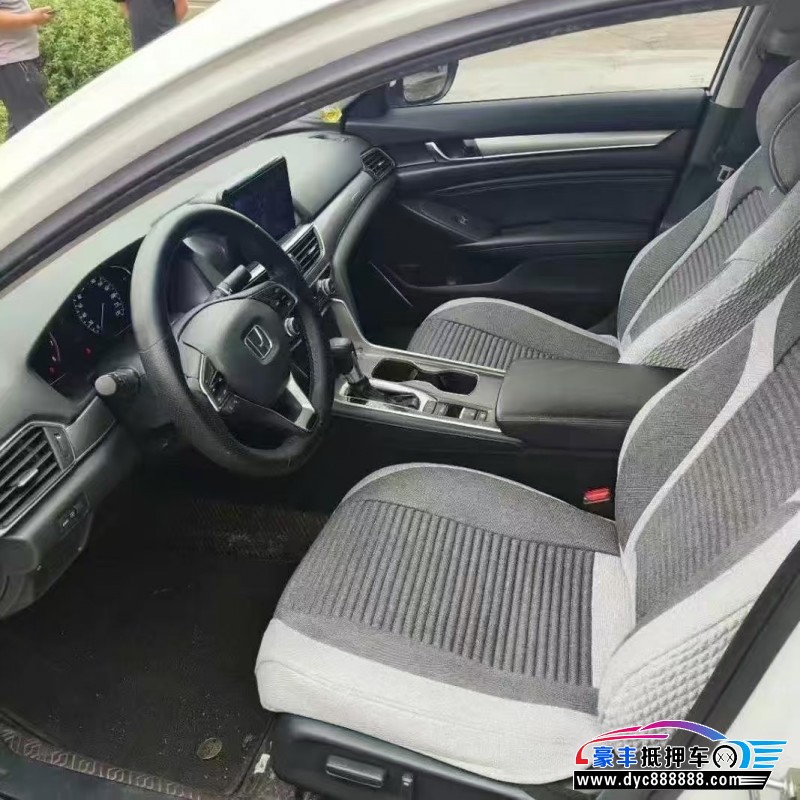 19年本田雅阁轿车抵押车出售