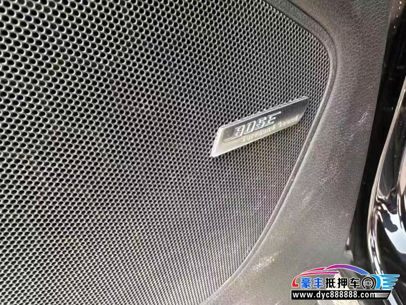 15年奥迪Q7轿车抵押车出售