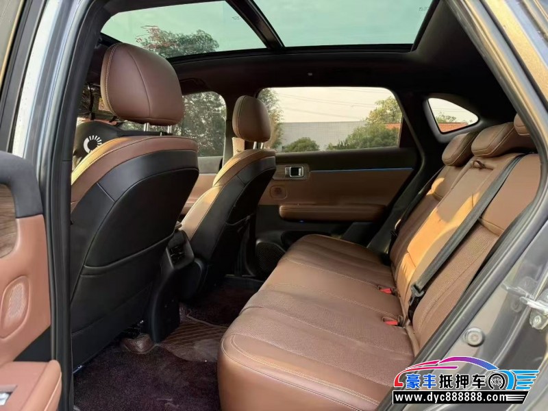 25年五菱星光轿车抵押车出售