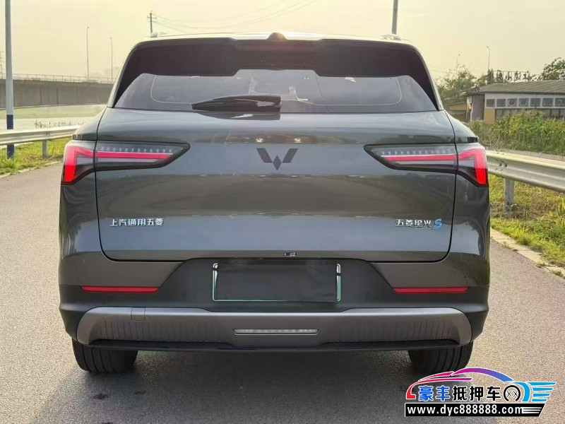 25年五菱星光轿车抵押车出售