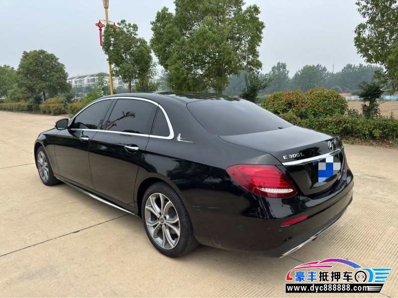 20年奔驰E轿车抵押车出售