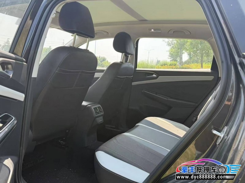 25年大众捷达轿车抵押车出售