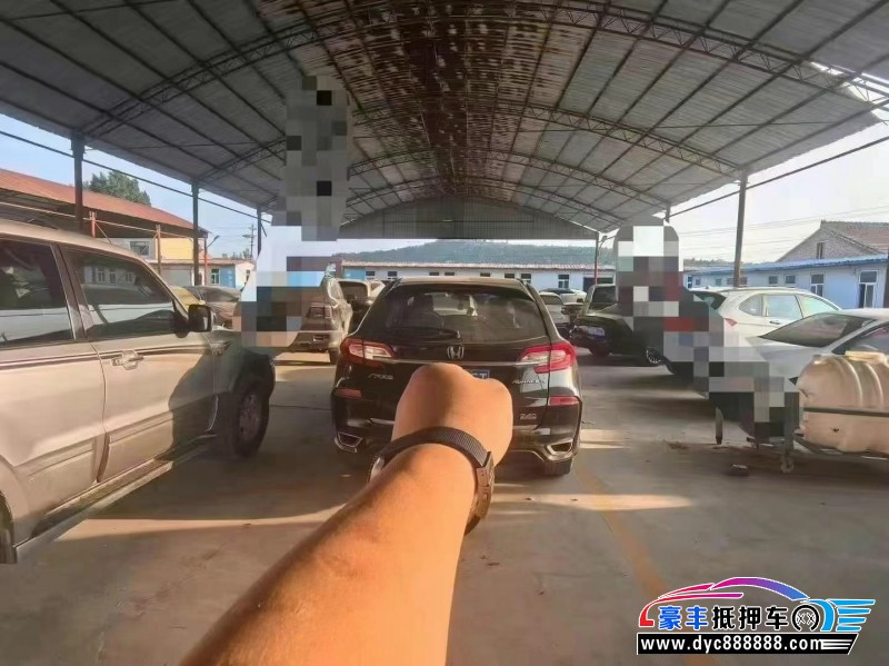 17年本田冠道轿车抵押车出售