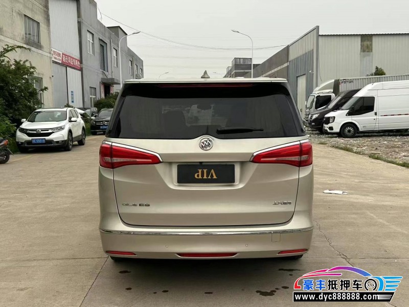 20年别克GL8轿车抵押车出售