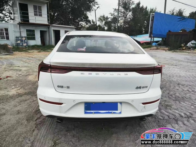 25年奔腾B70轿车抵押车出售