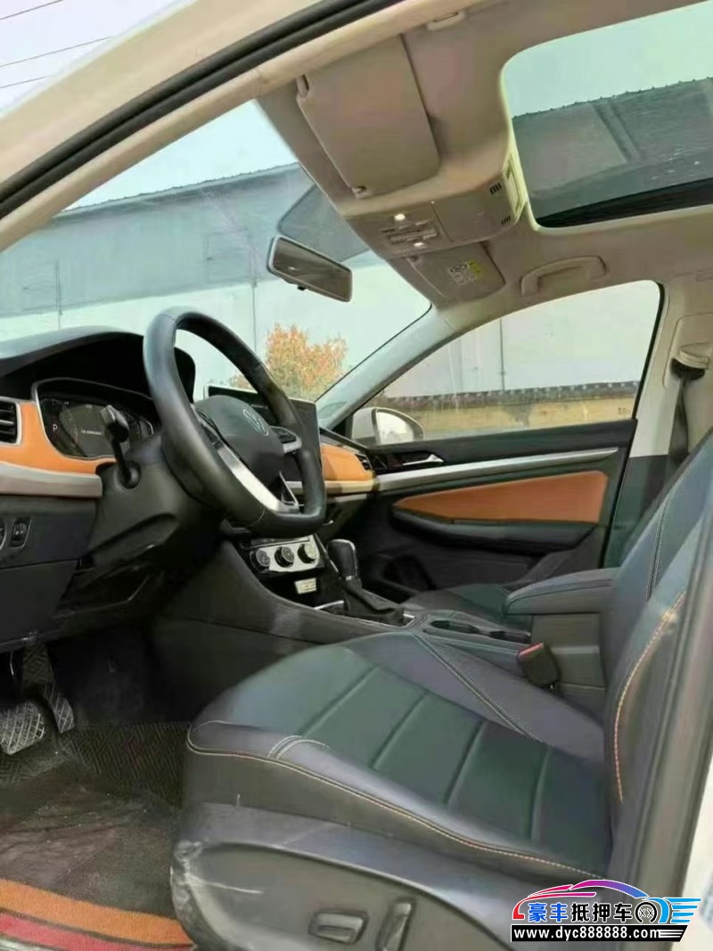 24年奥迪A3轿车抵押车出售