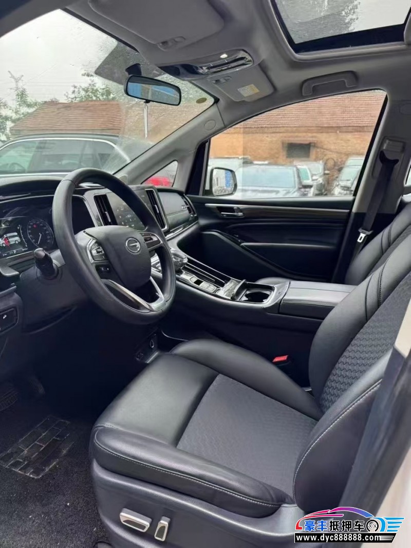 22年传祺M8轿车抵押车出售