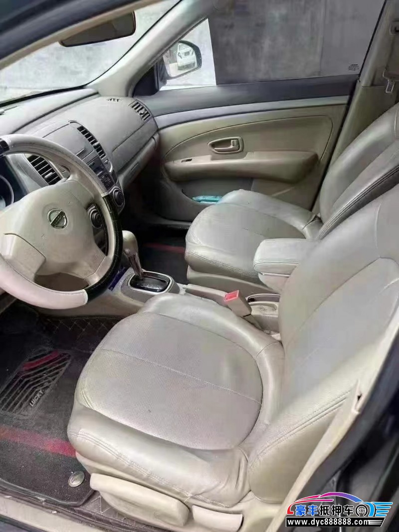 19年日产轩逸轿车抵押车出售