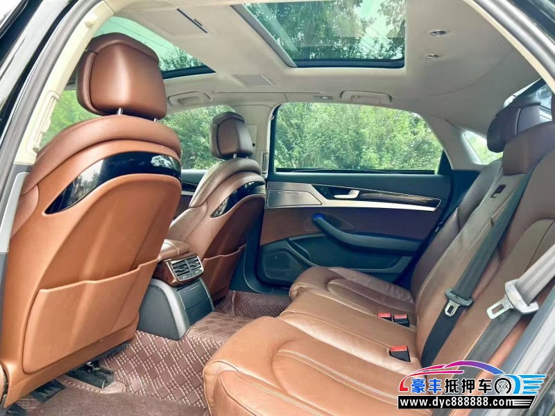 16年奥迪A8L轿车抵押车出售