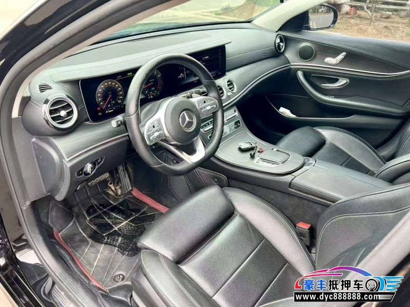 20年奔驰E轿车抵押车出售