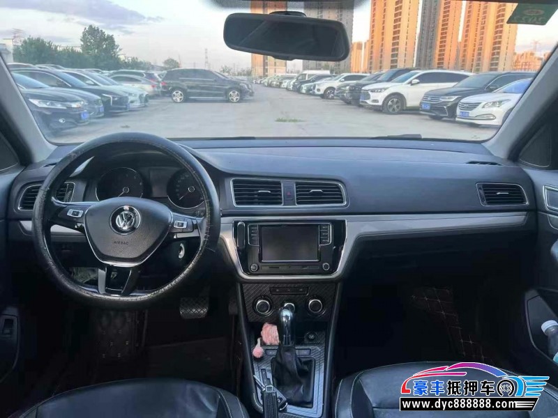 16年大众朗逸轿车抵押车出售