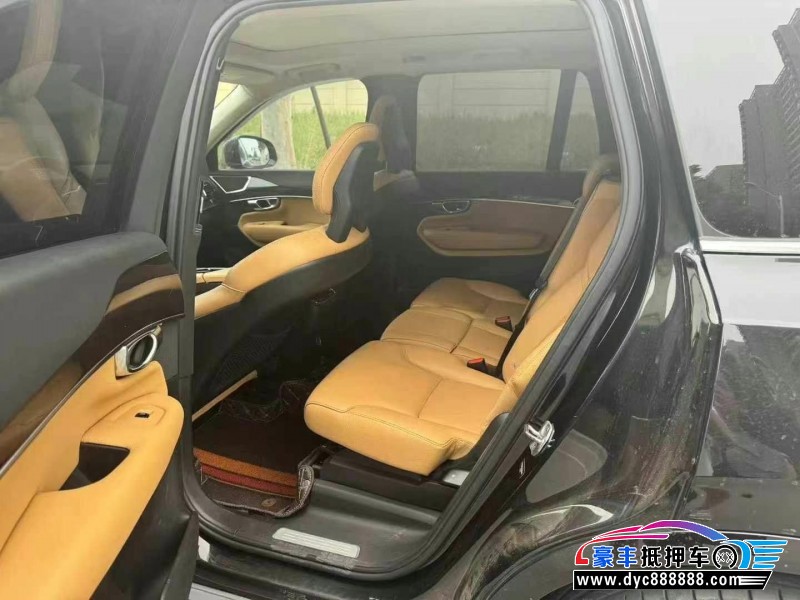 16年沃尔沃XC90轿车抵押车出售
