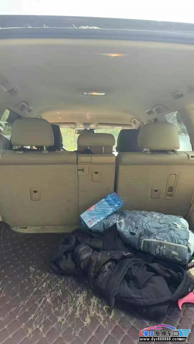 15年丰田普拉多（霸道）轿车抵押车出售