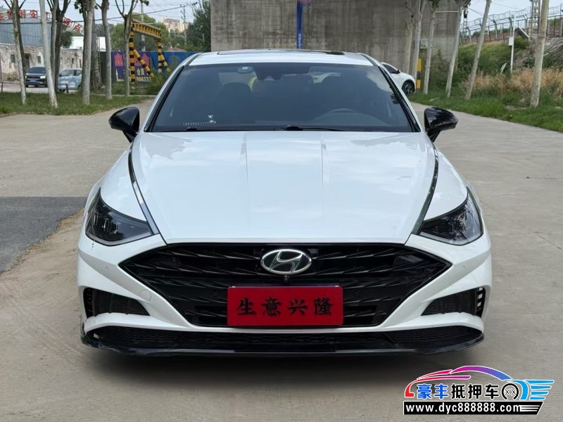 抵押车出售21年现代索纳塔轿车