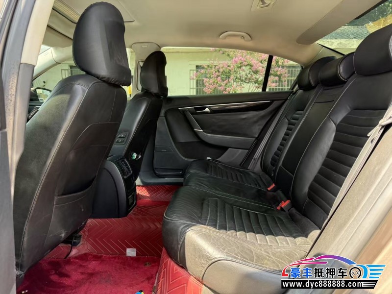 13年大众迈腾轿车抵押车出售