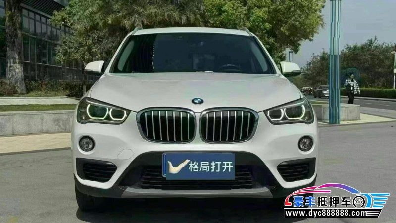 抵押车出售19年宝马X1轿车