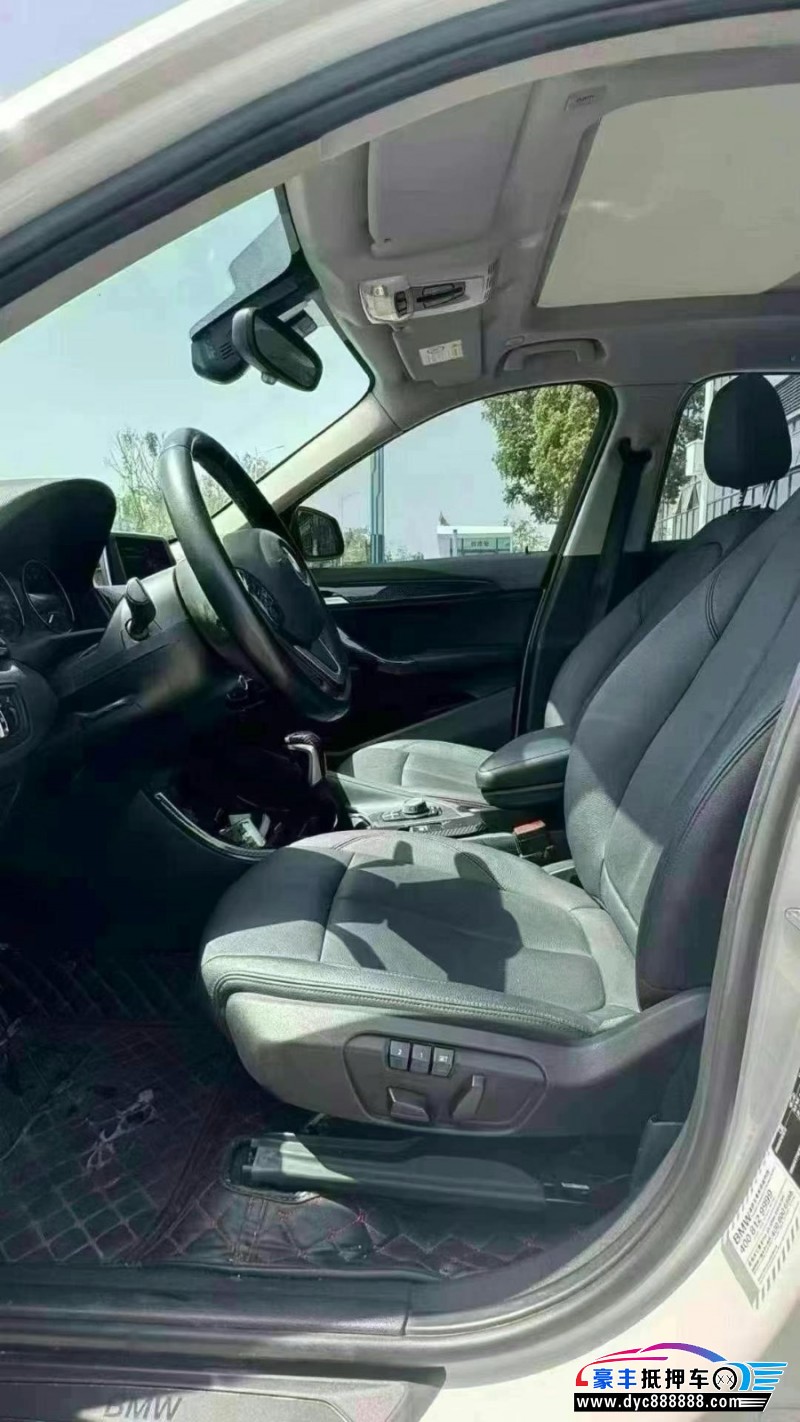 19年宝马X1轿车抵押车出售