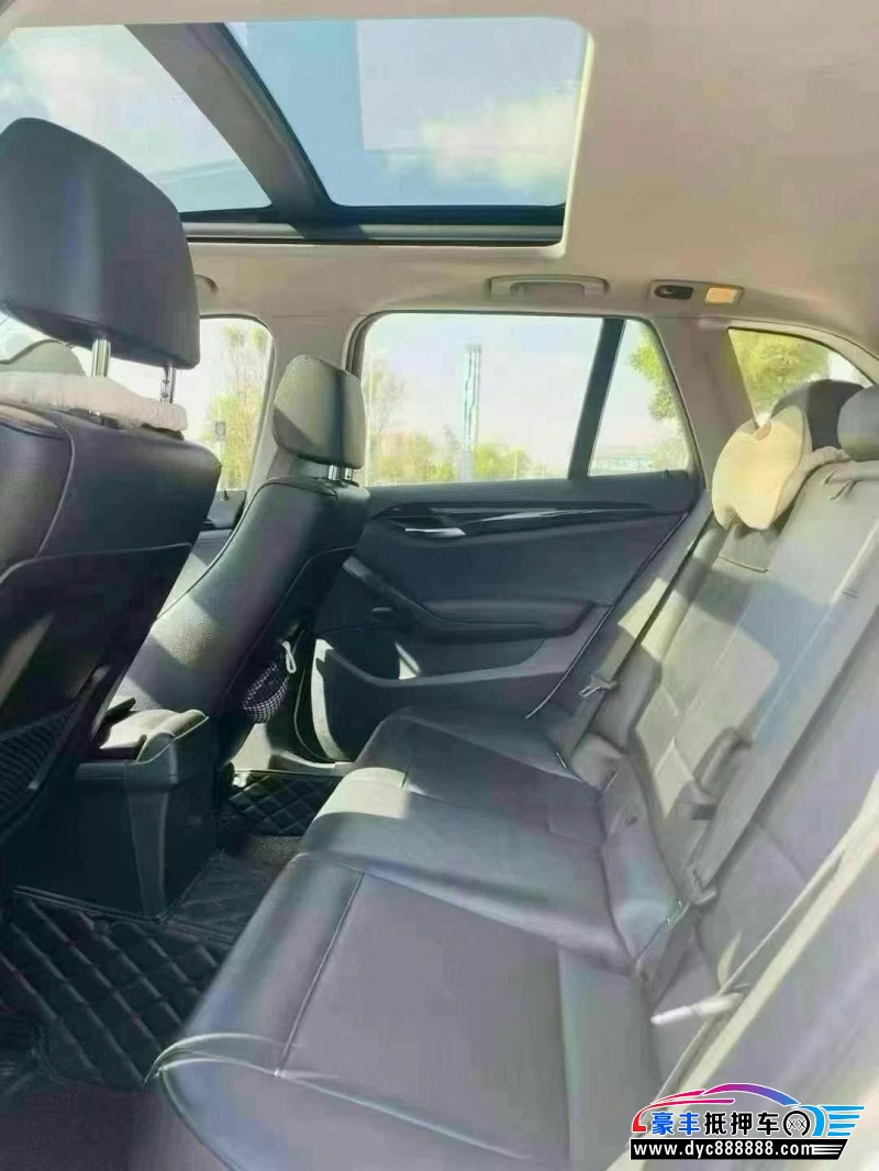 16年宝马X1轿车抵押车出售