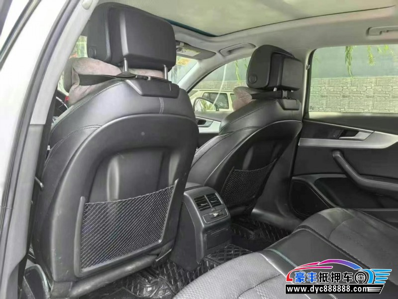 18年奥迪A4轿车抵押车出售