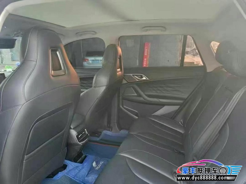 24年荣威ERX5轿车抵押车出售