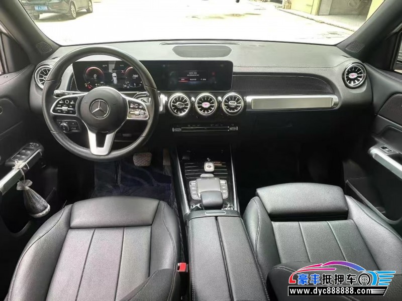 20年奔驰GLB轿车抵押车出售