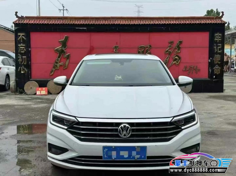 19年大众速腾轿车抵押车出售