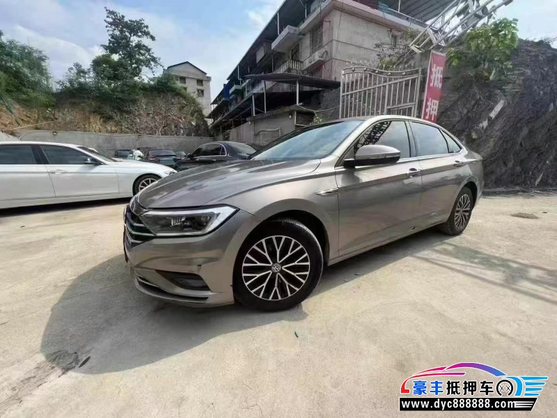 21年大众速腾轿车抵押车出售