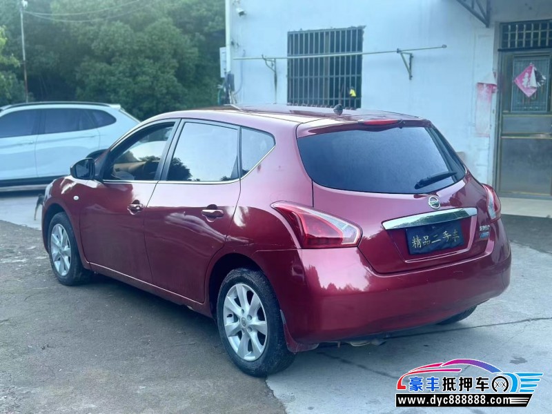 12年日产骐达轿车抵押车出售
