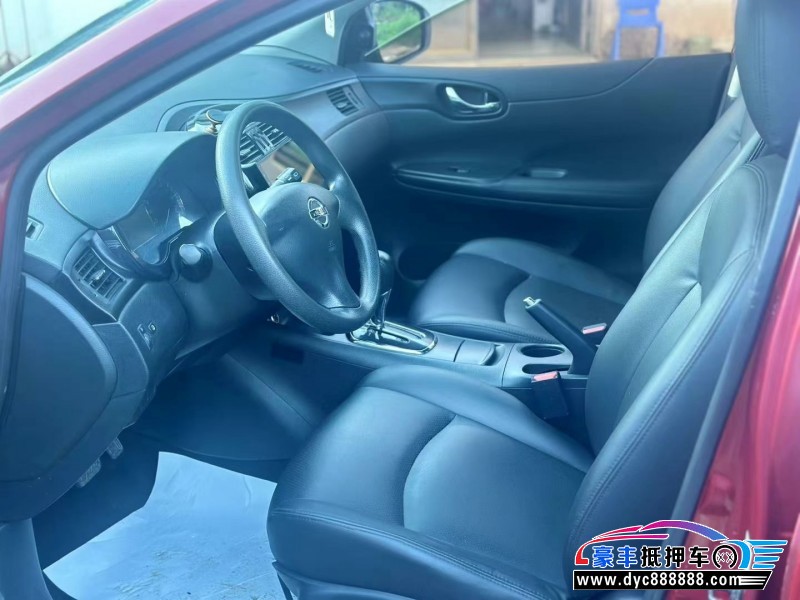 12年日产骐达轿车抵押车出售