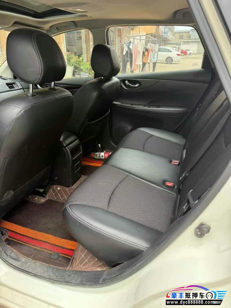 17年日产骐达轿车抵押车出售