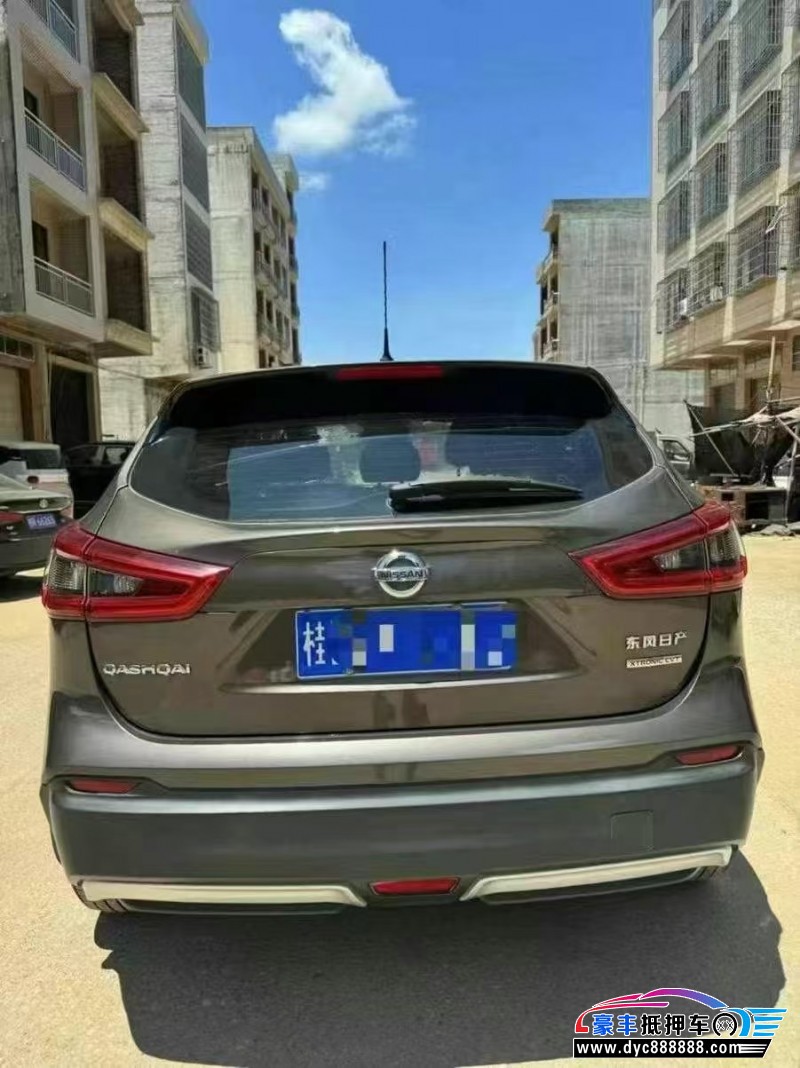 20年日产逍客轿车抵押车出售