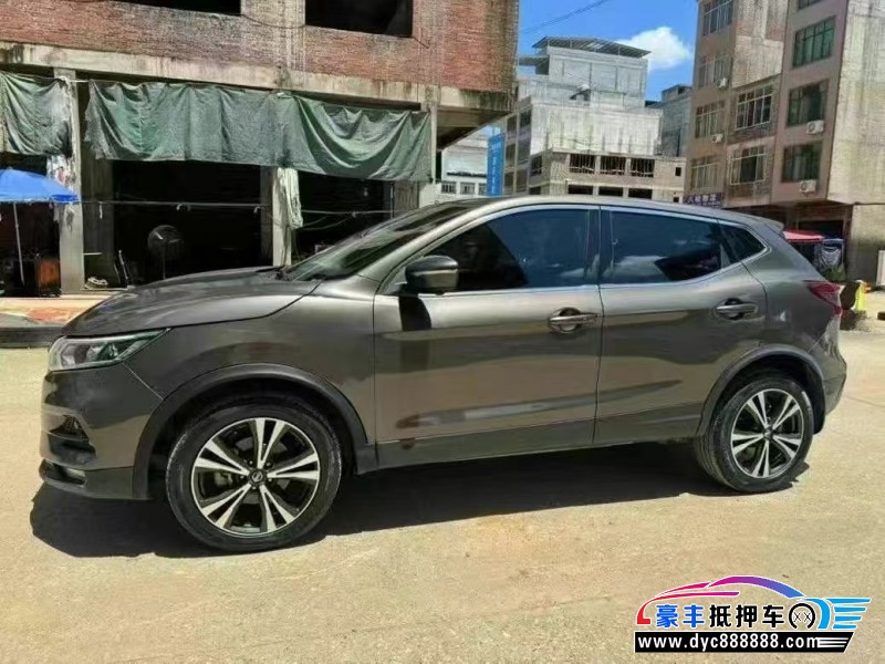 20年日产逍客轿车抵押车出售