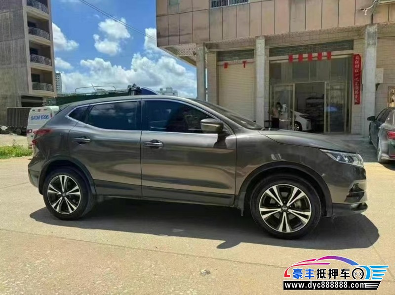 20年日产逍客轿车抵押车出售