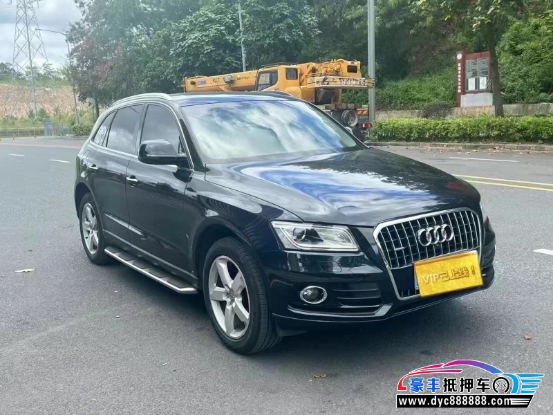 17年奥迪Q5轿车抵押车出售