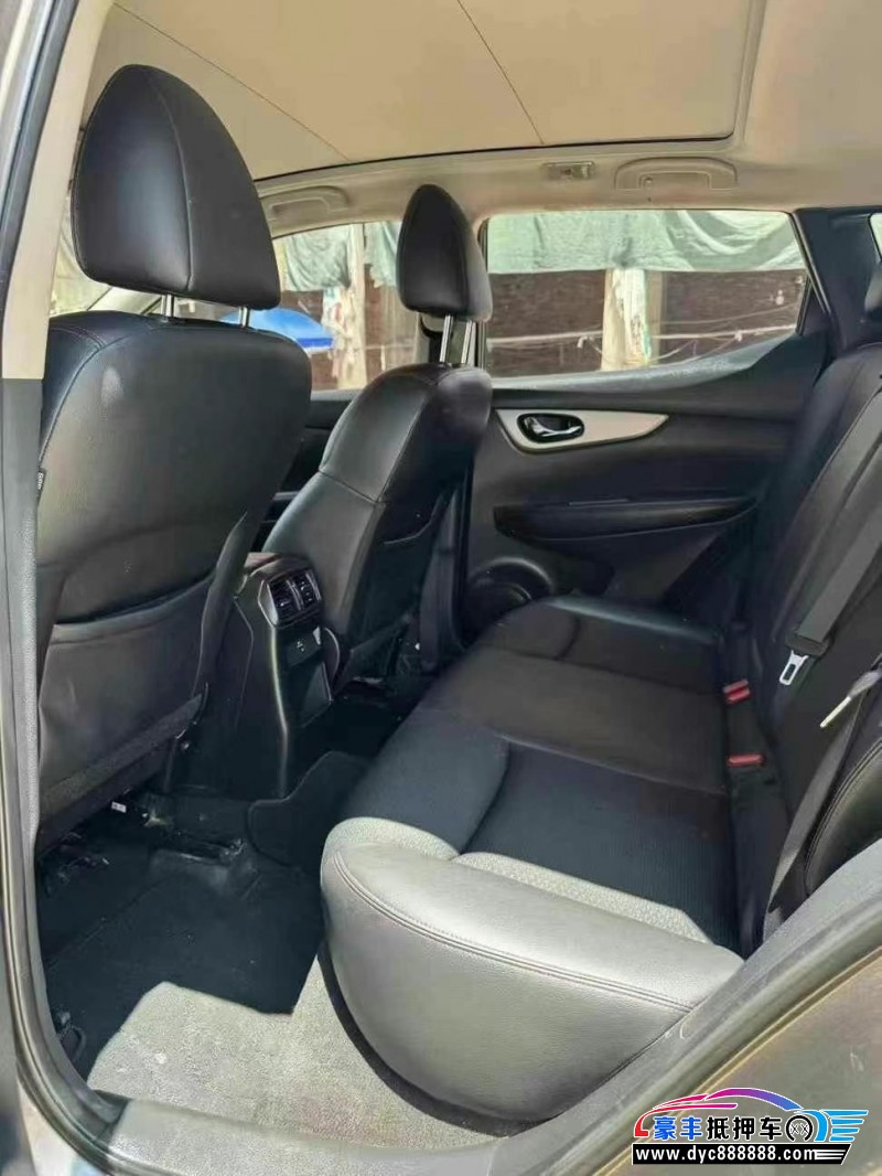 20年日产逍客轿车抵押车出售