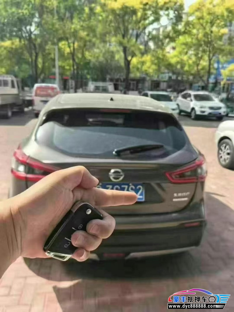 19年日产逍客轿车抵押车出售