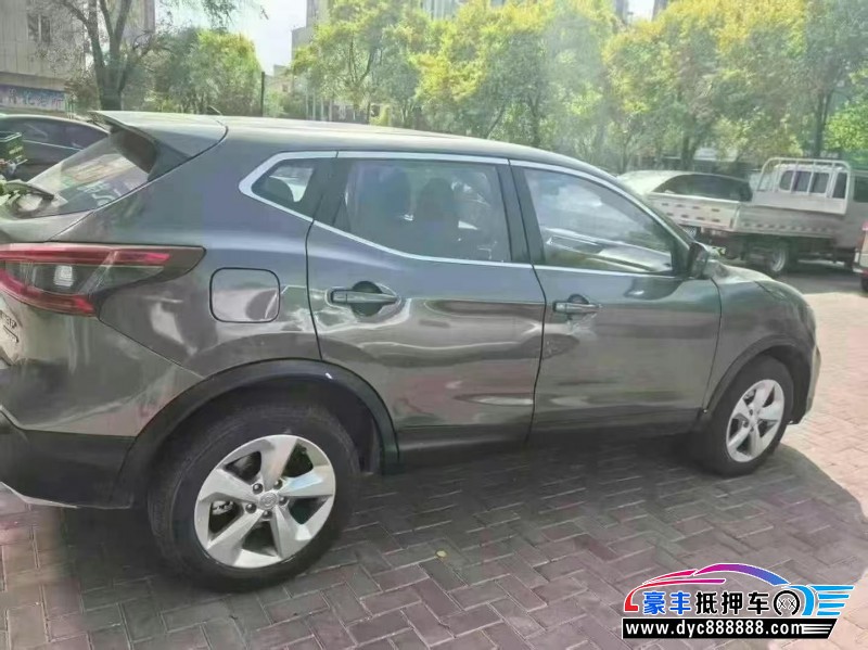 19年日产逍客轿车抵押车出售