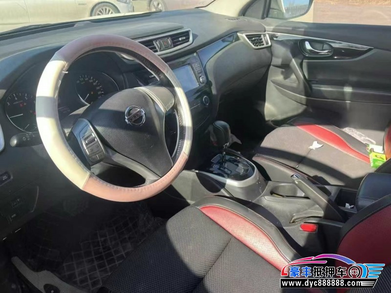 17年日产逍客轿车抵押车出售
