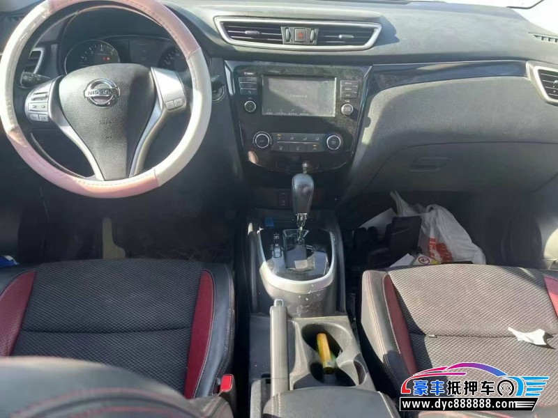 17年日产逍客轿车抵押车出售