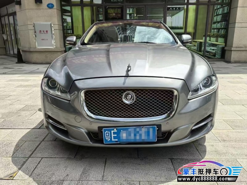 12年捷豹XJL轿车抵押车出售