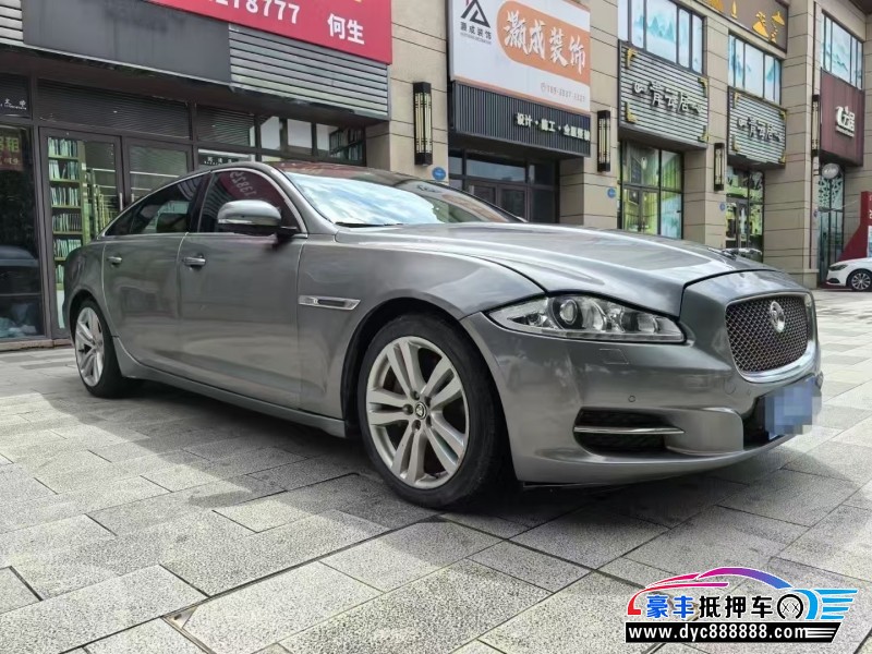 12年捷豹XJL轿车抵押车出售