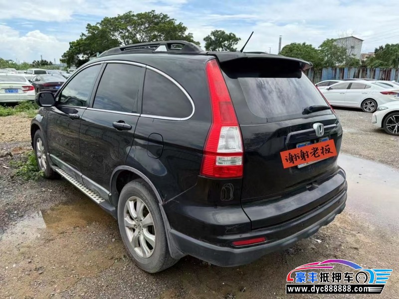 11年本田CR-V轿车抵押车出售