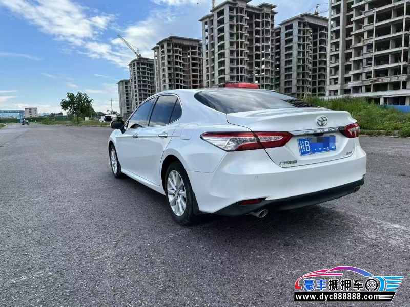 19年丰田凯美瑞轿车抵押车出售